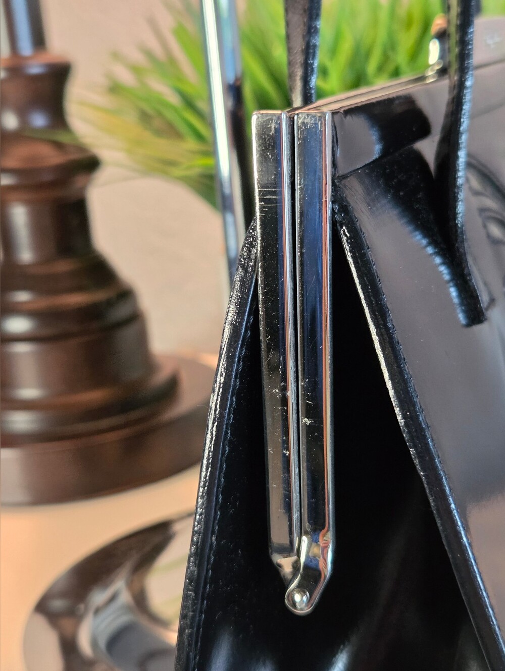Vintage Salvatore Ferragamo Black Patent Leather Frame Bag Shoe Logo BV-216760 - Picture 4 of 15